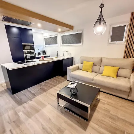 Mont Des Herbus Puccinellie Avec Jacuzzi 2 Personnes Entre Granville Et Mont Saint Michel *