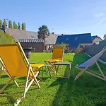 Mont Des Herbus Puccinellie Avec Jacuzzi 2 Personnes Entre Granville Et Mont Saint Michel
