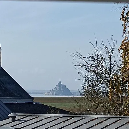 Mont Des Herbus Puccinellie Avec Jacuzzi 2 Personnes Entre Granville Et Mont Saint Michel *