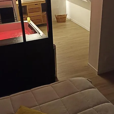 Mont Des Herbus Puccinellie Avec Jacuzzi 2 Personnes Entre Granville Et Mont Saint Michel