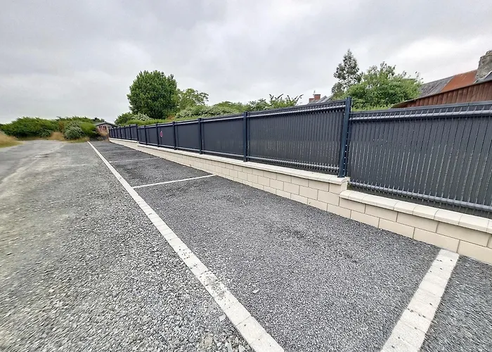 Vakantiehuis Mont Des Herbus Puccinellie Avec Jacuzzi 2 Personnes Entre Granville Et Mont Saint Michel Vains