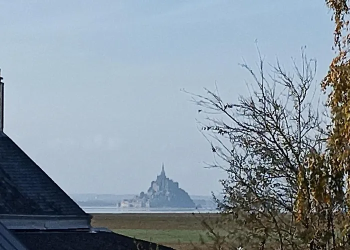 Mont Des Herbus Puccinellie Avec Jacuzzi 2 Personnes Entre Granville Et Mont Saint Michel *